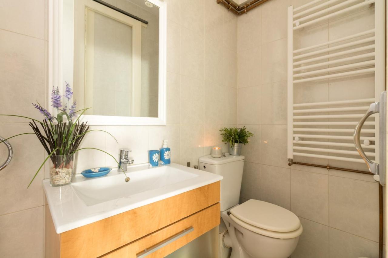Rentbcn City Center Apartment Barcelona Exterior photo